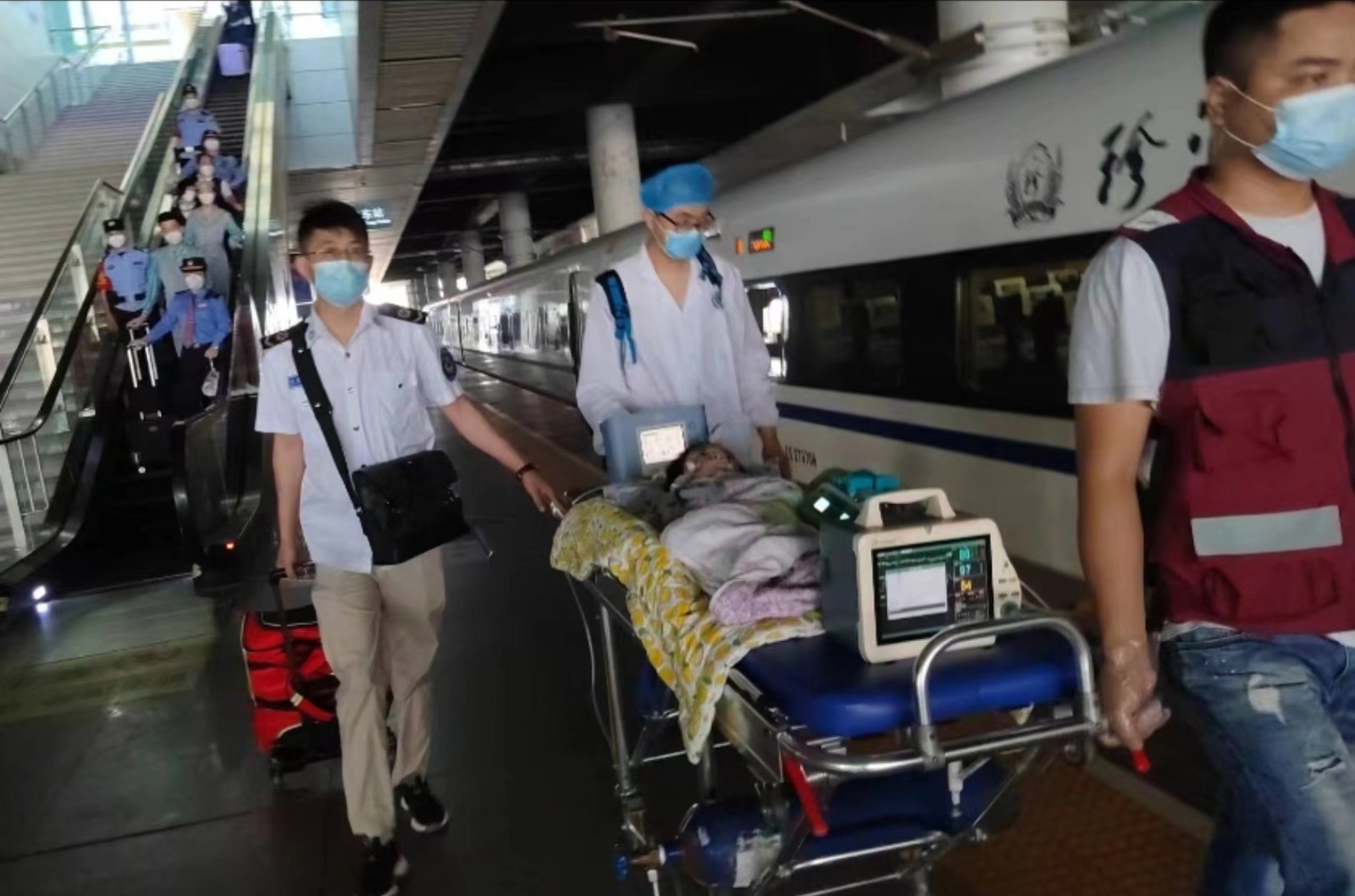 滨海县高铁转运公司