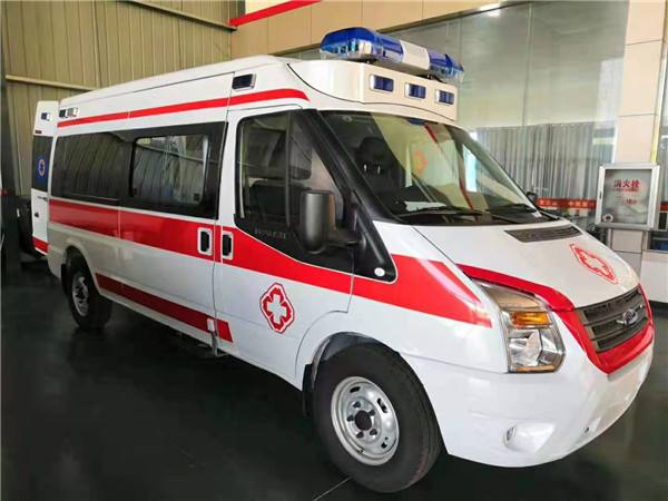 滨海县福特V362救护车